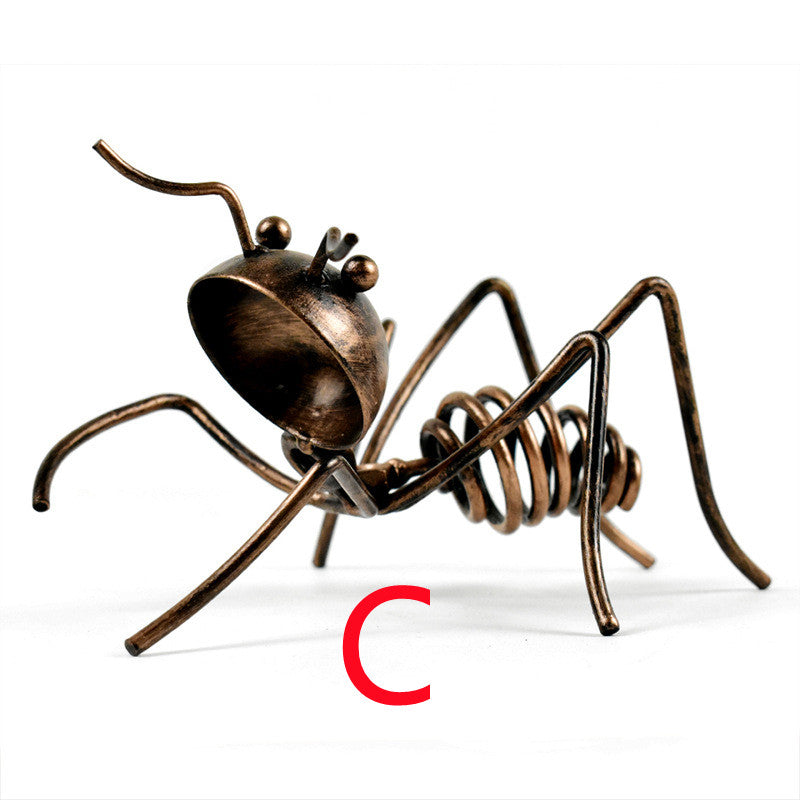 Creative Metal Ant Shaped Bottle Holder