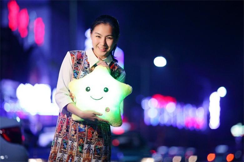 Colorful Luminous Star Pillow