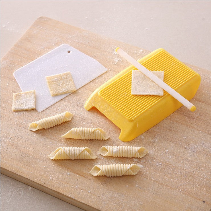 Manual Macaron Pasta Tool