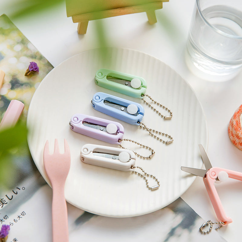 Portable Folding Scissors