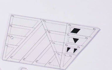 Diamond-shaped Patchwork Ruler