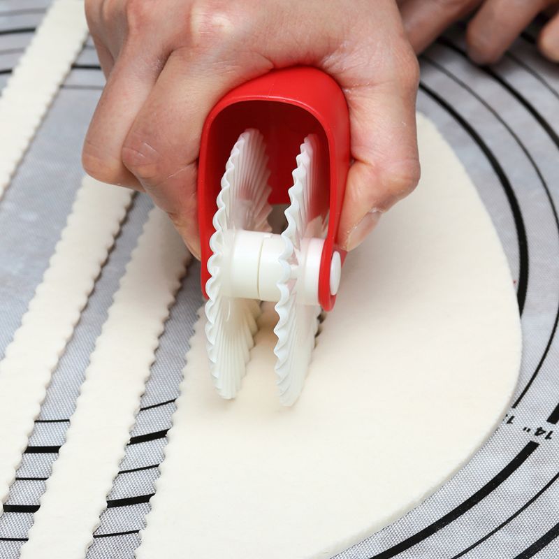 Pastry Baking Roller Wheel Cutter