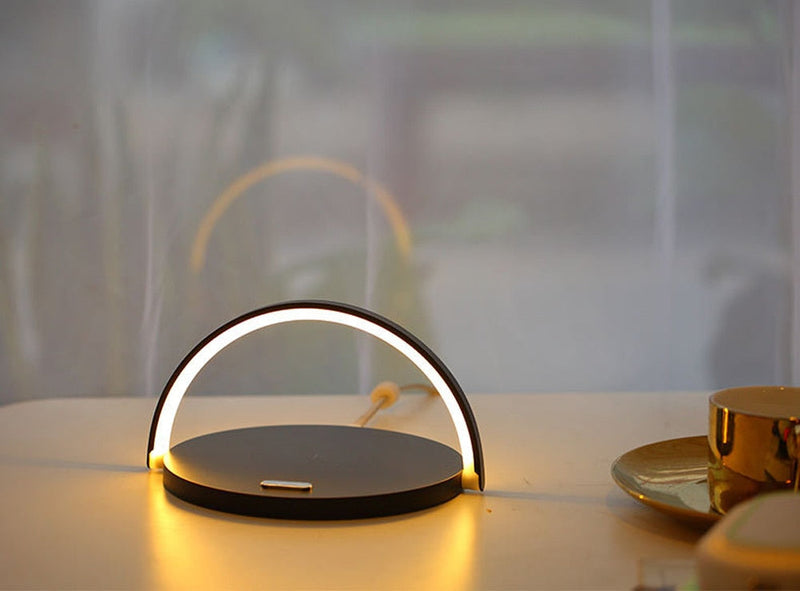 Fast Wireless Charger Table Lamp