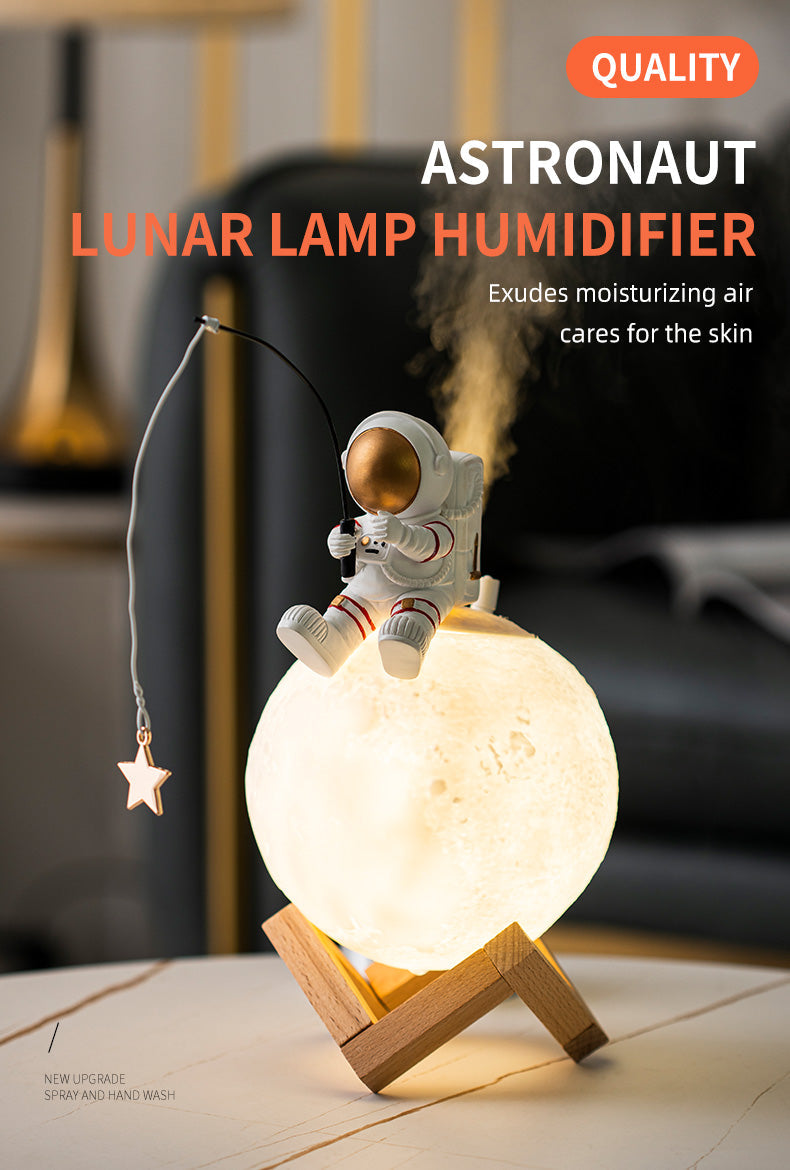 Astronaut Figurines Humidifier Night Lamp